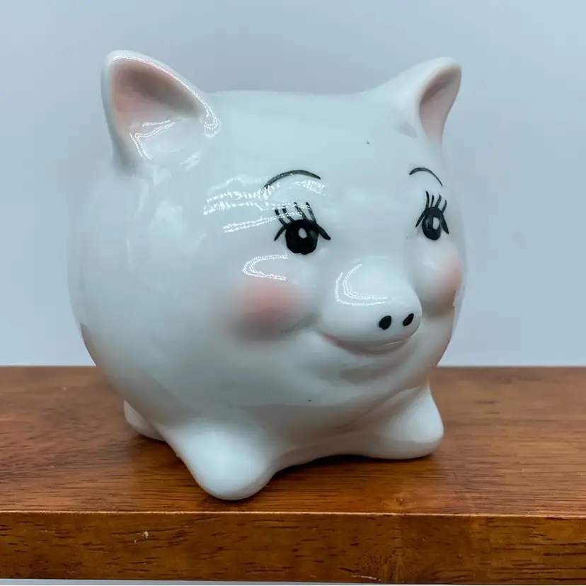 #5007 - Cute Piggy Bank Kitschy - Ceramic - No Stopper