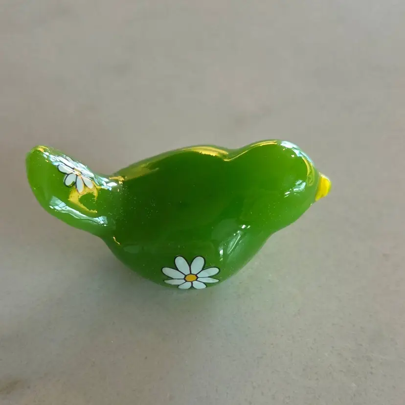 Daisy “Bling Bird"