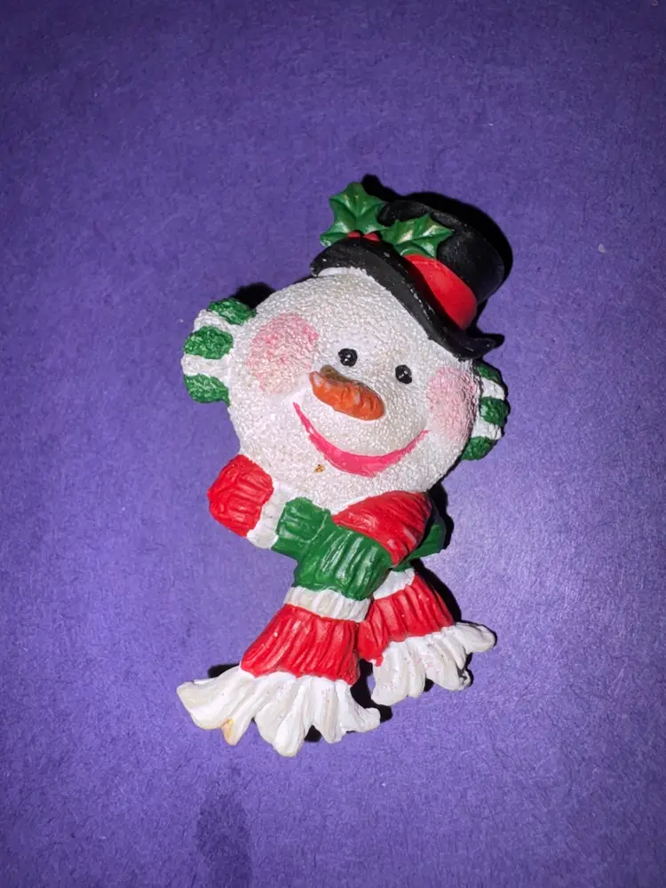 Lot Of 2 Vintage Christmas Snowman Brooches ~ Some Glitter On Both ~ Wearing Red And Green Hat And Scarf