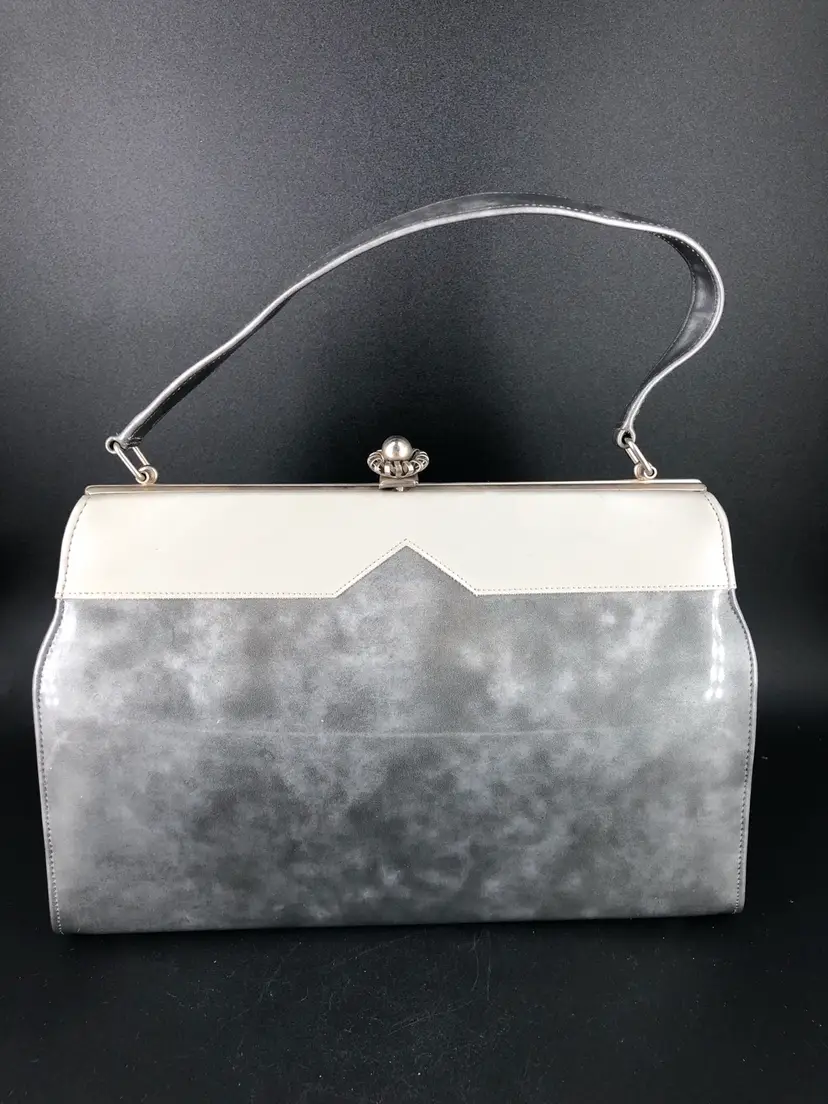Vintage 60s Gray Patent Leather with Silver-Tone Clasp Purse with Mirror