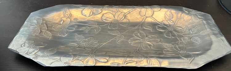 VTG Wendell August Hand Hammered Tray with Flowers and Leaves Original Box