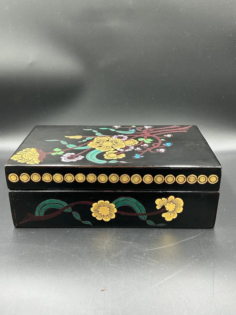 Vintage Japanese Black Lacquer Jewelry Box Floral Design