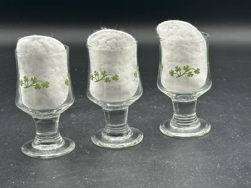 Vintage Clover Shamrock Glass Shot Cordial Glass Set Of 3 Ireland