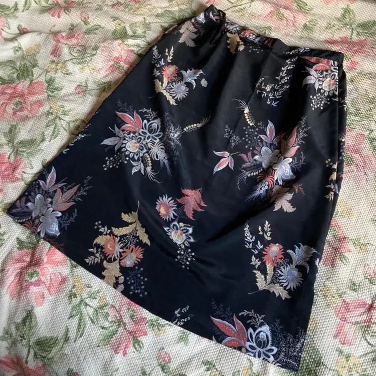 90s Floral Skirt