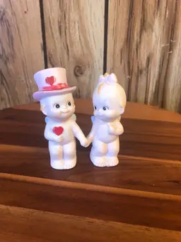 Lefton Kewpie Couple Figurines
