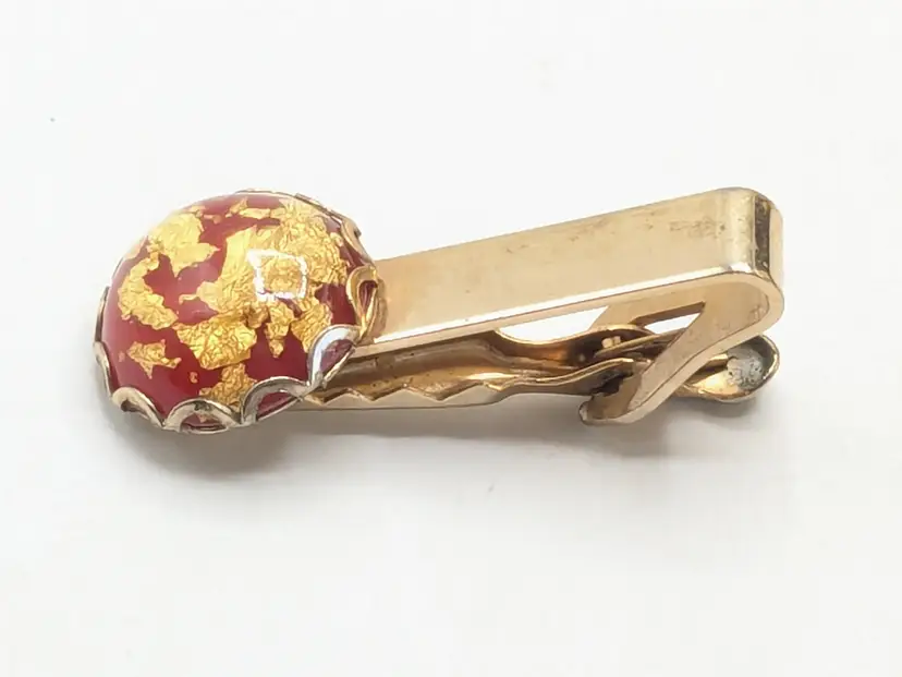 Gold Tone Tie Clasp Bar Red Lucite Gold Leaf Men's Jewelry