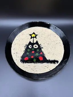 Made By Me - Sgraffito Cat Christmas Tree Plate 7.5” Controlled Chaos Pottery