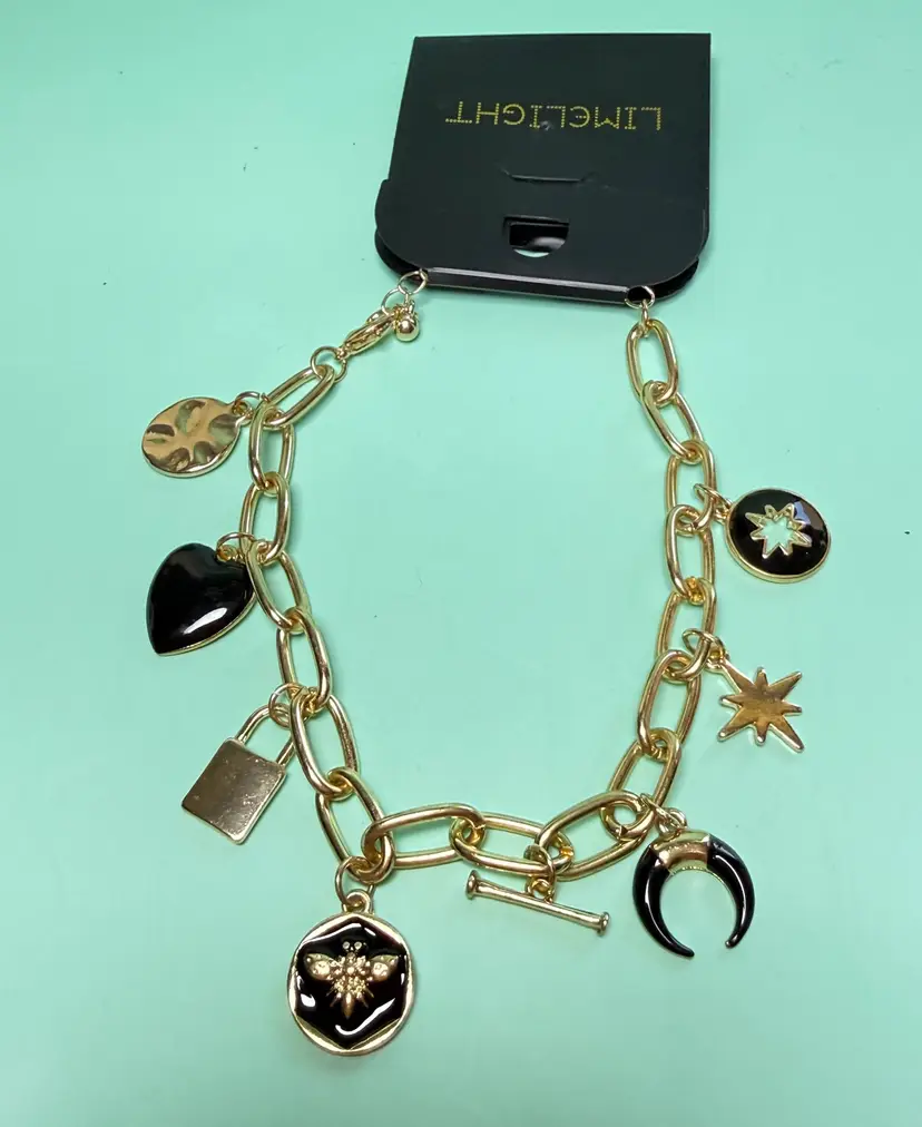 New NWT Limelight Gold Tone 8" Charm Bracelet Black Enamel Bee Horn Lock Heart