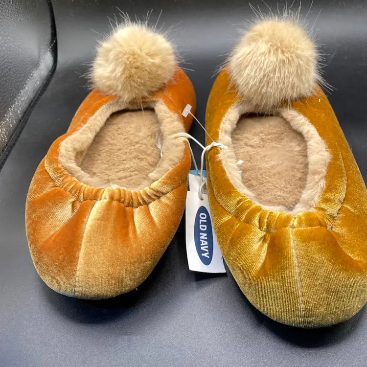 Old Navy Slippers
