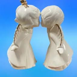 Vintage Ceramic Kissing Angels (2)