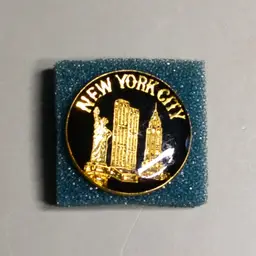 Vintage Gold Tone Pin New York City Display Case Clothing Decor Collectible