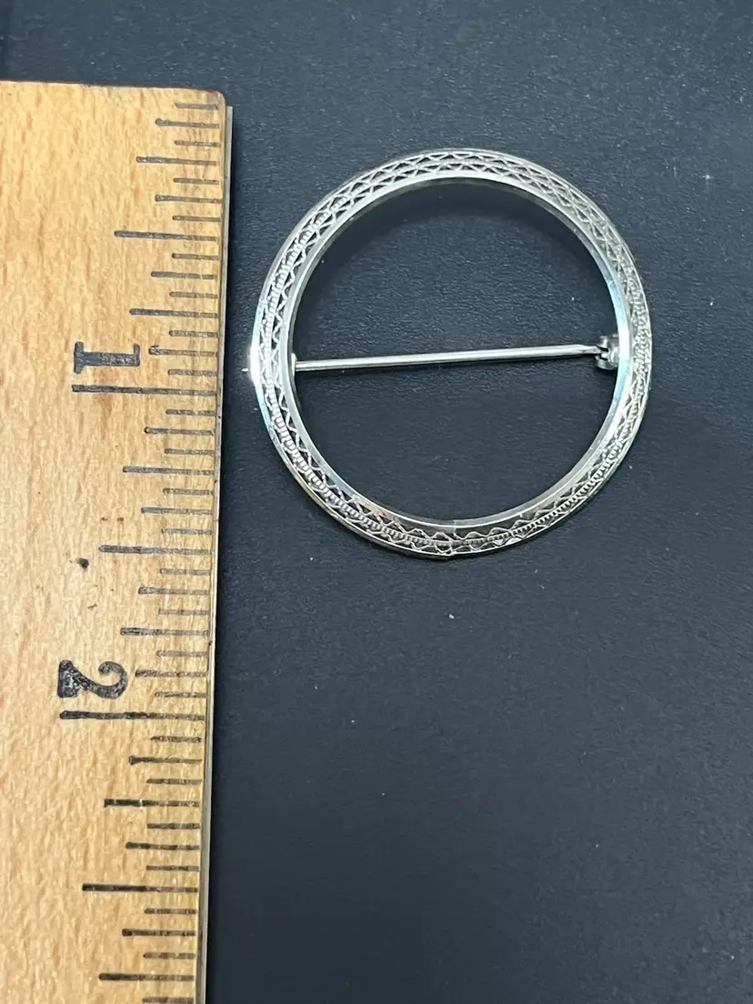 Charles Reis Company White Gold Filled Brooch