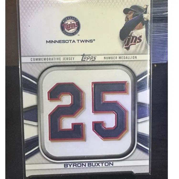 Byron Buxton “25” Patch