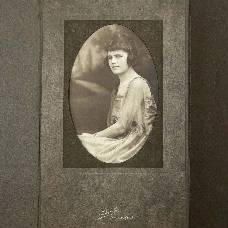 Antique Portrait Photo 1920s Woman Beautiful Dress Duke Little Rock Arkansas