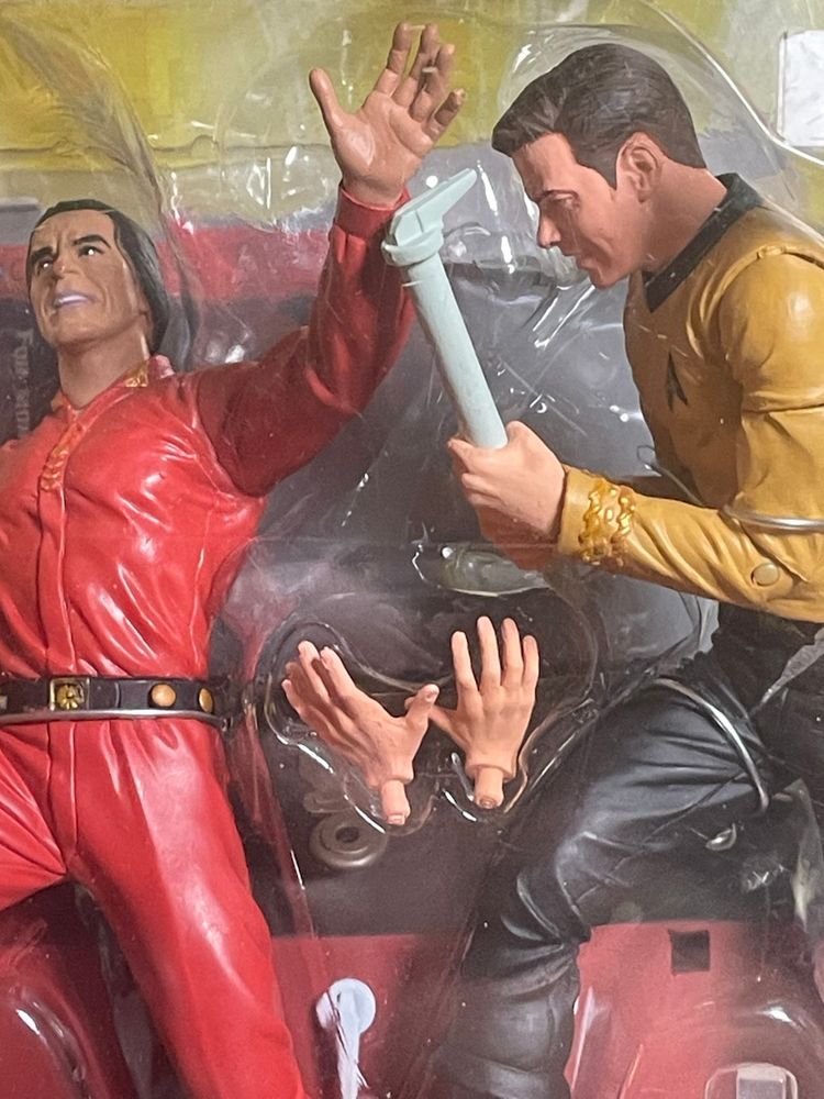 Star Trek Select Capt Kirk Action Figure