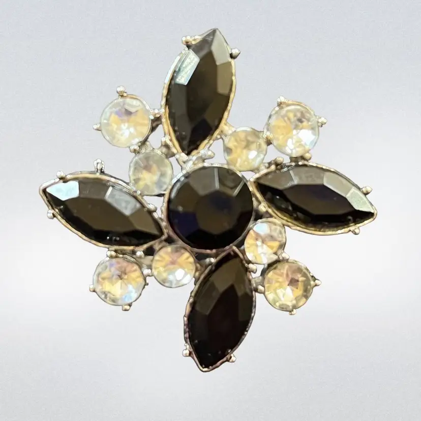 Vintage White And Black Rhinestone Silver Tone Brooch Pin Jewelry