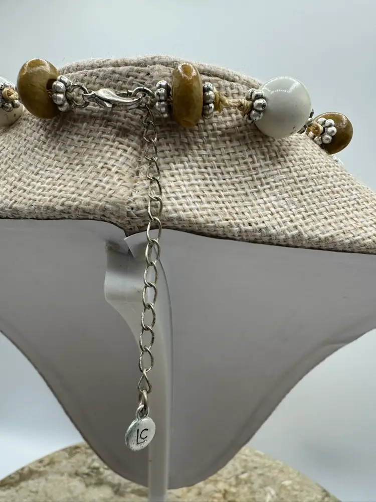 Vintage Liz Claiborne Porcelain And Wood Necklace