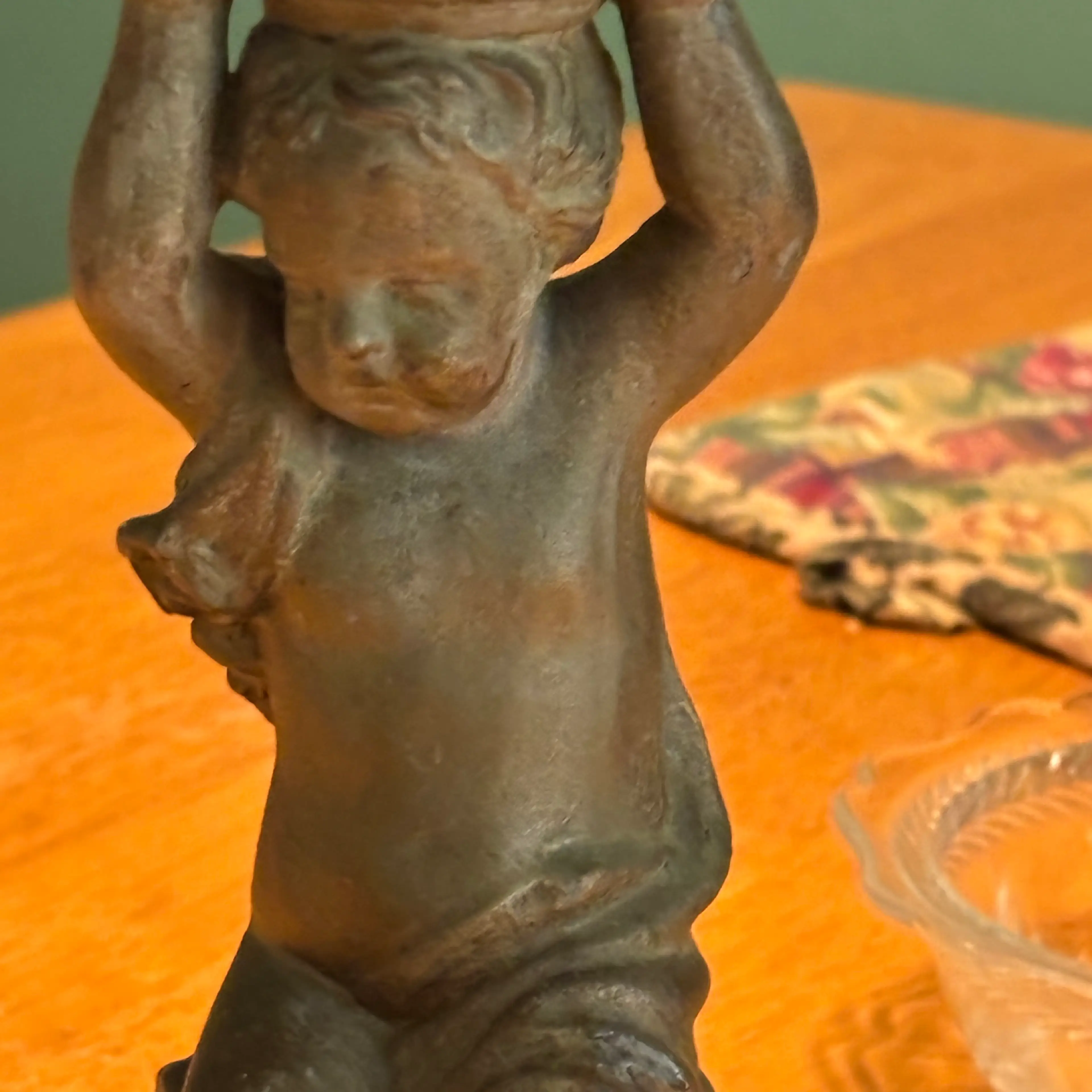 Image 2 of 8
