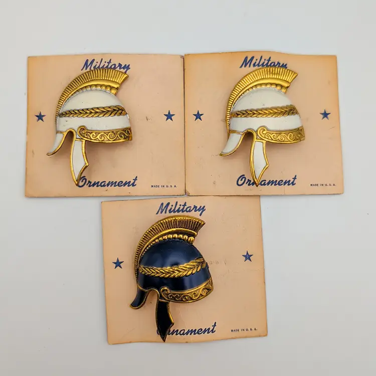 '30s Vtg Roman Legion Helmet Military Ornament Pin Brooch Original Card Qty of 3