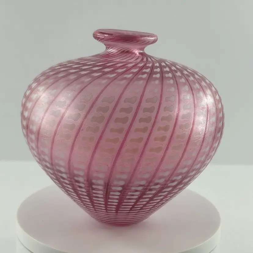 Vintage Kosta Boda Bertil Vallien Pink “Minos” Vase Sweden