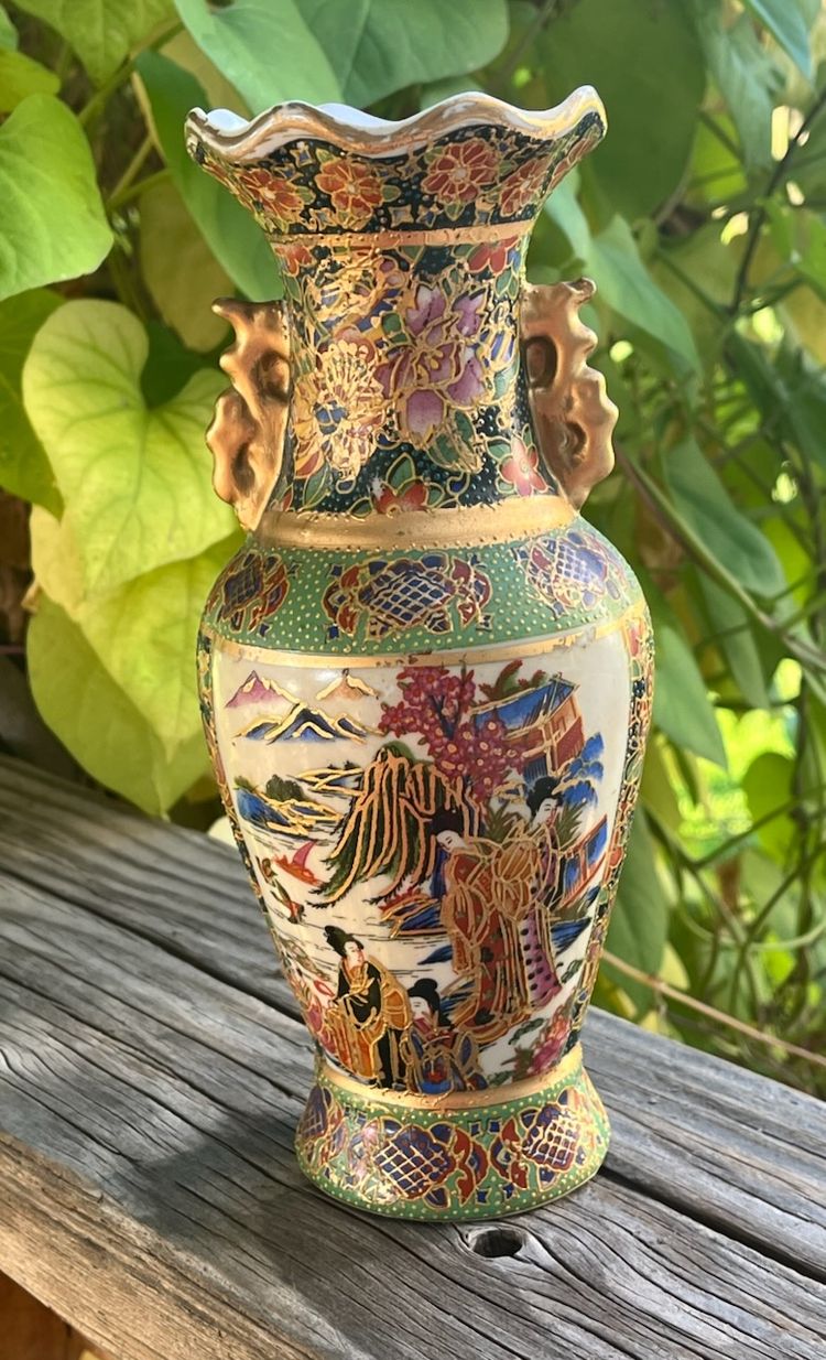 Vintage Japanese Geisha Flower Vase