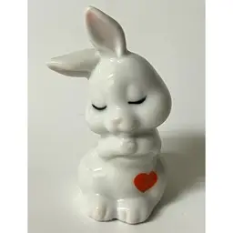 Patmar Japan White Ceramic Porcelain Bunny Figurine Red Heart 2.8 in