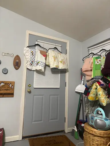 Taco Tuesday With LE ! Come Shop The Shelves 