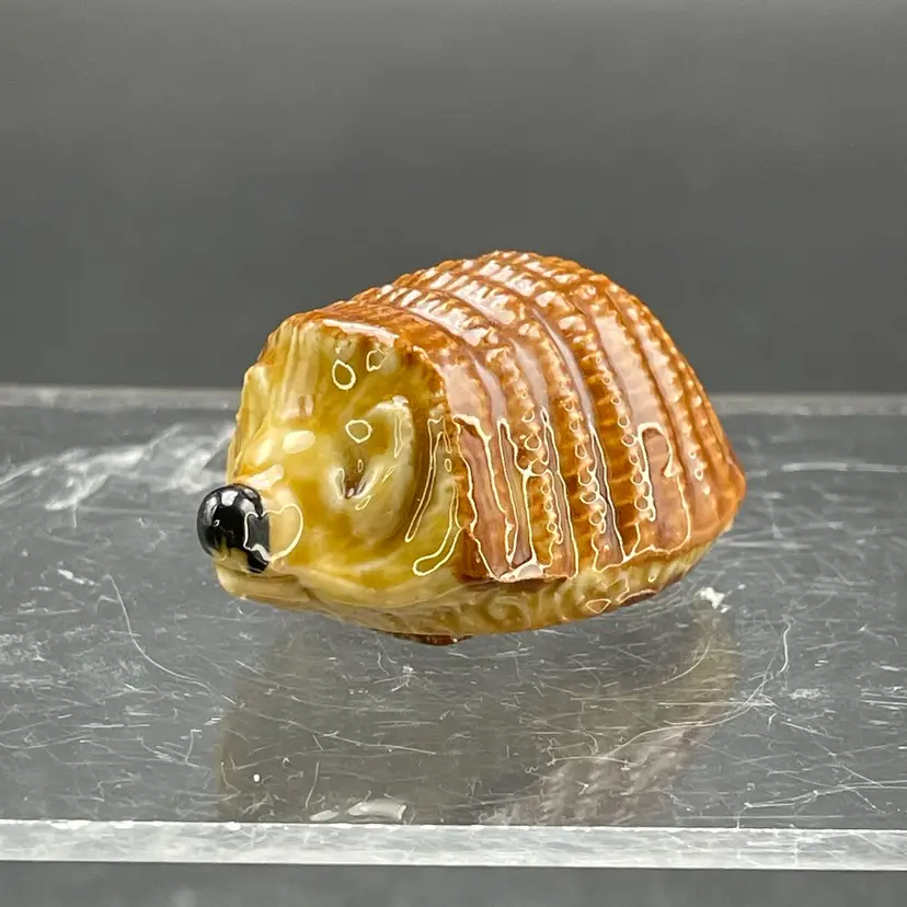 Wade Whimsies Hedgehog Vintage Porcelain Miniature Figurine Made in England