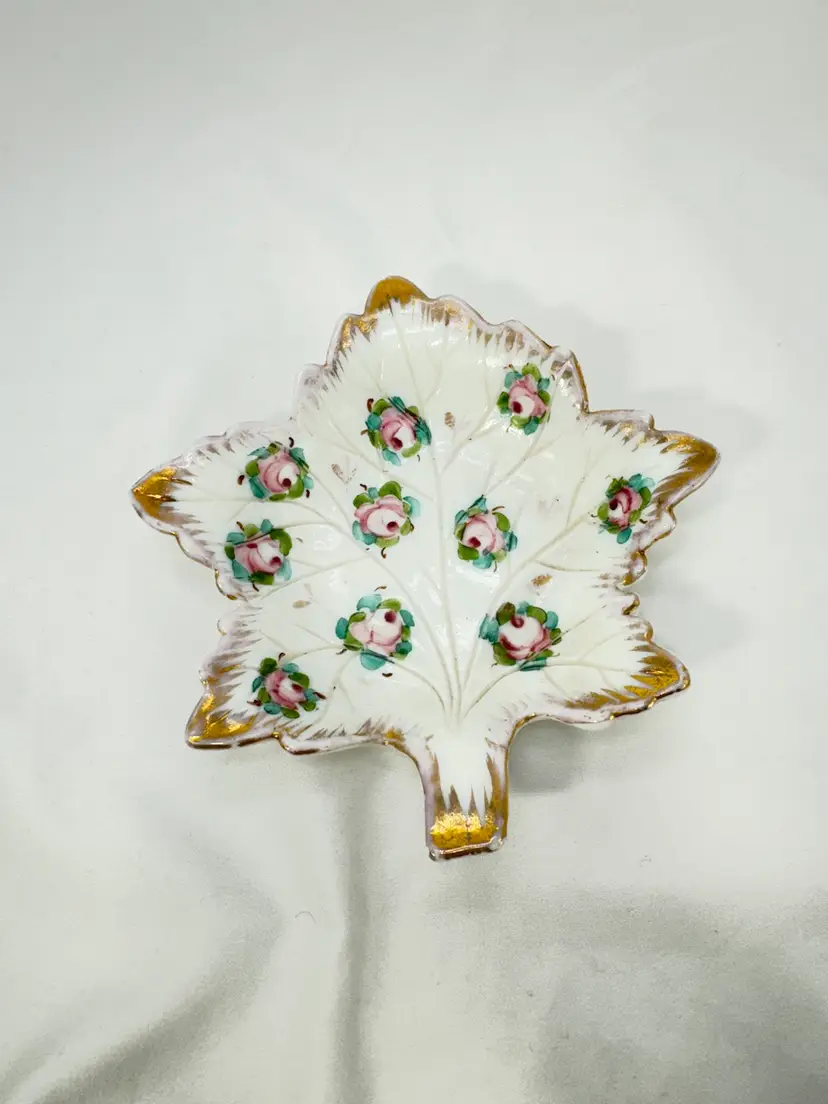 VTG Hand Painted Milk Glass Trinket Dish