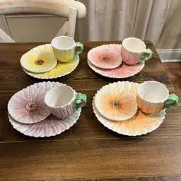 Vintage Bombay Company Gerber Daisy