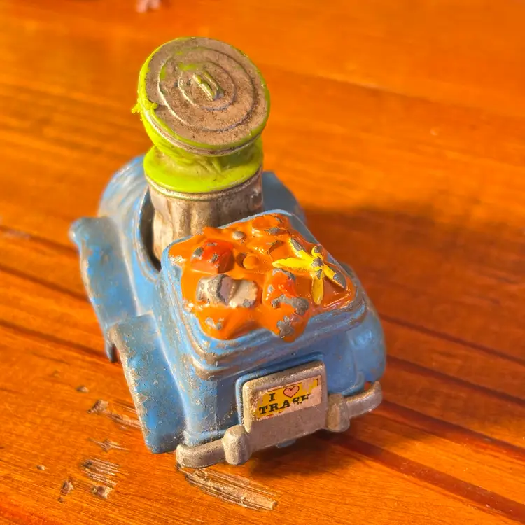 1987 Playskool Oscar The Grouch Die-cast Car Muppets Vintage