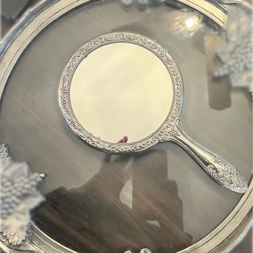 Victorian SP Handheld Vanity Mirror