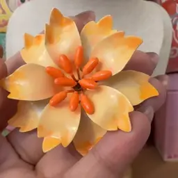 Creamsicle Flower Brooch