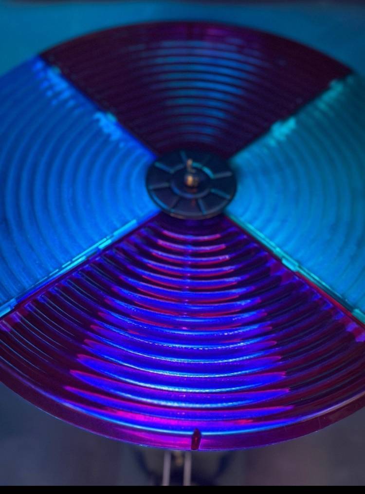 Vintage Bandwagon 11.5” Electric Color Wheel Light for Aluminum