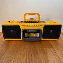 Sony Sports Boombox CFS-920 AM/FM Stereo Cassette Recorder 1986 * WORKS - READ *