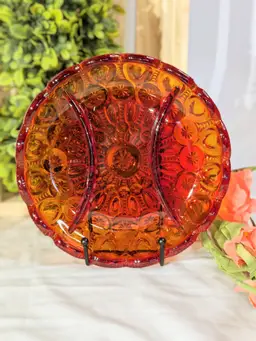 **I GLOW** Vintage MCM LE Smith Moon and Stars Amberina Divided Dish