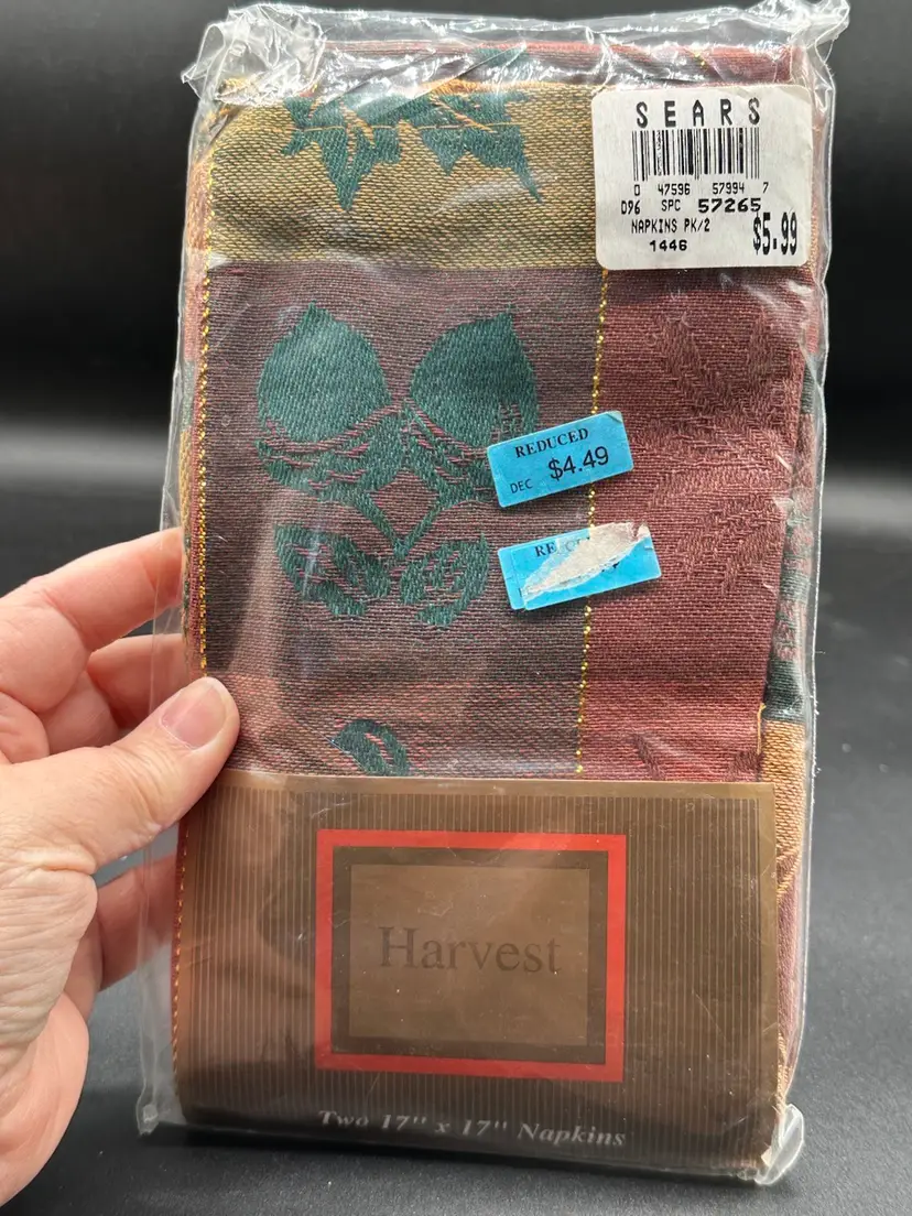 Vintage 17x17 Harvest Cloth Napkins package of 2, Sears NOS