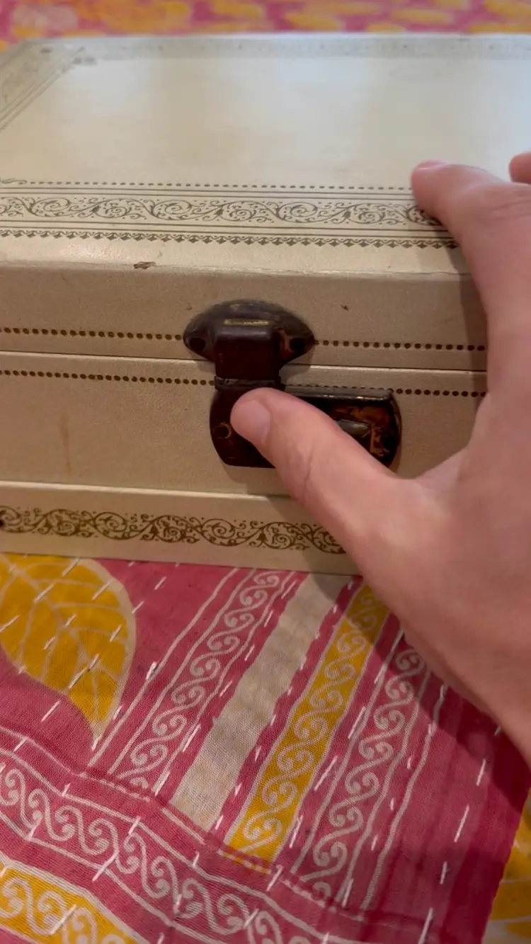 Vintage Mele 3 Tiered Jewelry Box