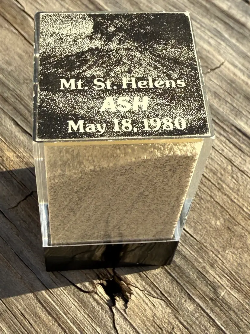 Mt St Helens Ash
