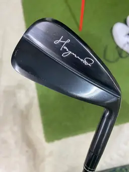 Haywood Signature Iron Set Areotech Shaft Stiff
