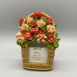 Russ Berrie Greenhouse Blooms Flower of the Month Picture Frame April Sweet Pea 2x2