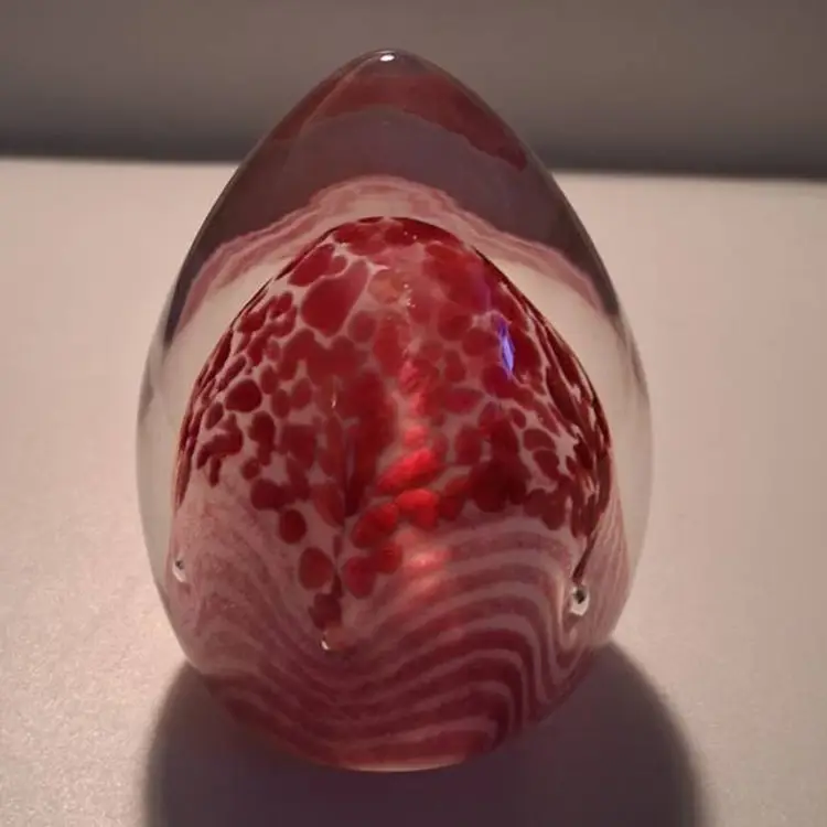 Caithness, Scotland NEW IN BOX, QUATRO-PINK, EGG Paperweight