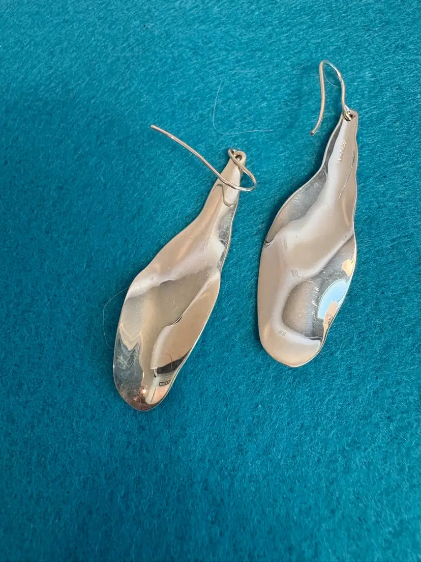 Silpada Sterling Teardrop Wavy Earring Dangle 925