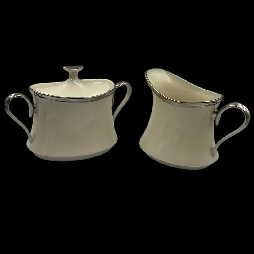 Lenox Solitaire Sugar & Creamer 4” tall