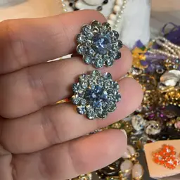 Vintage Silver Tone Floral Screw Backs Ice Blue Glass Stone (TLC)