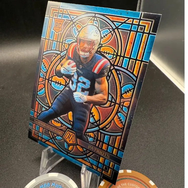 TreVeyon Henderson RC Stained Glass Case Hit 2025 Mosaic New England Patriots