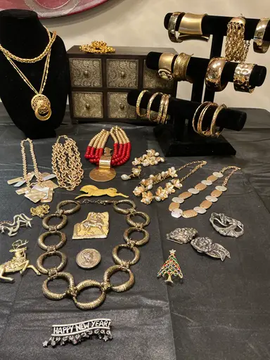 Greco Roman, Art Nouveau Style Jewelry +++