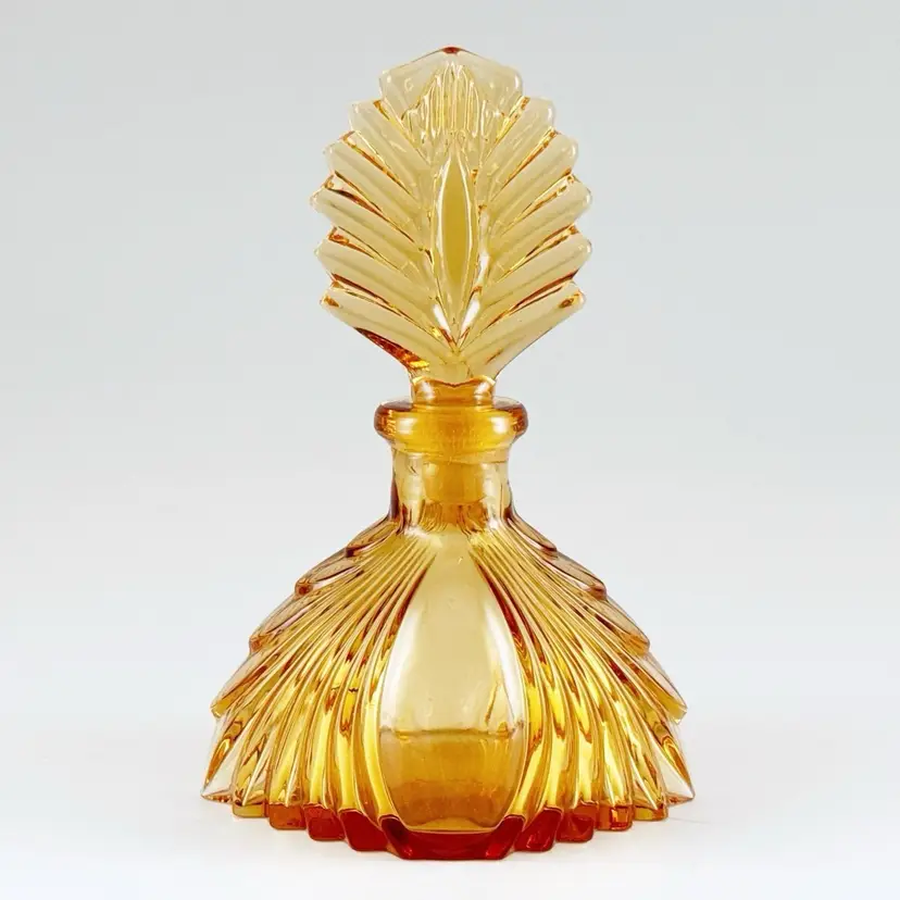 New Martinsville/Viking Art Deco Amber Glass Perfume Bottle with Fan Finial Vintage 1930s