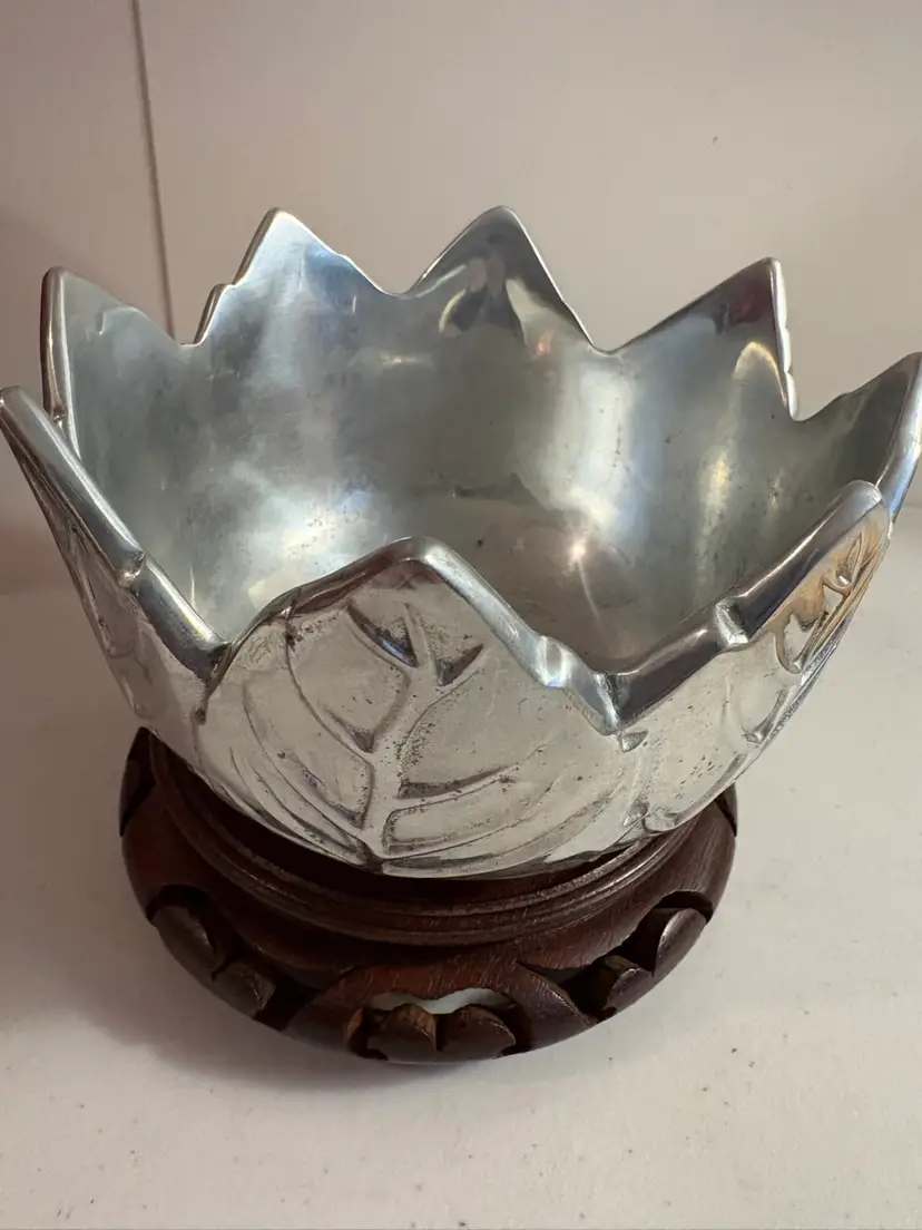 Portmeirion Silver Metal Leaf Bowl, Unique Centerpiece, Decorative