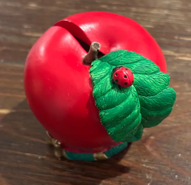 Hidden Scene Inside Apple